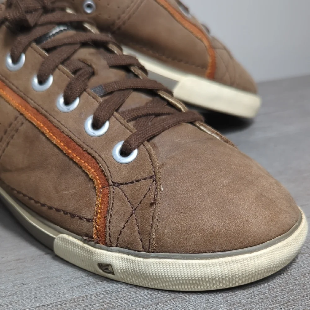 KEEN Arcata‎ Men's Suede Brown Orange Casual Sneakers 1002889 Size 10.5 Grunge